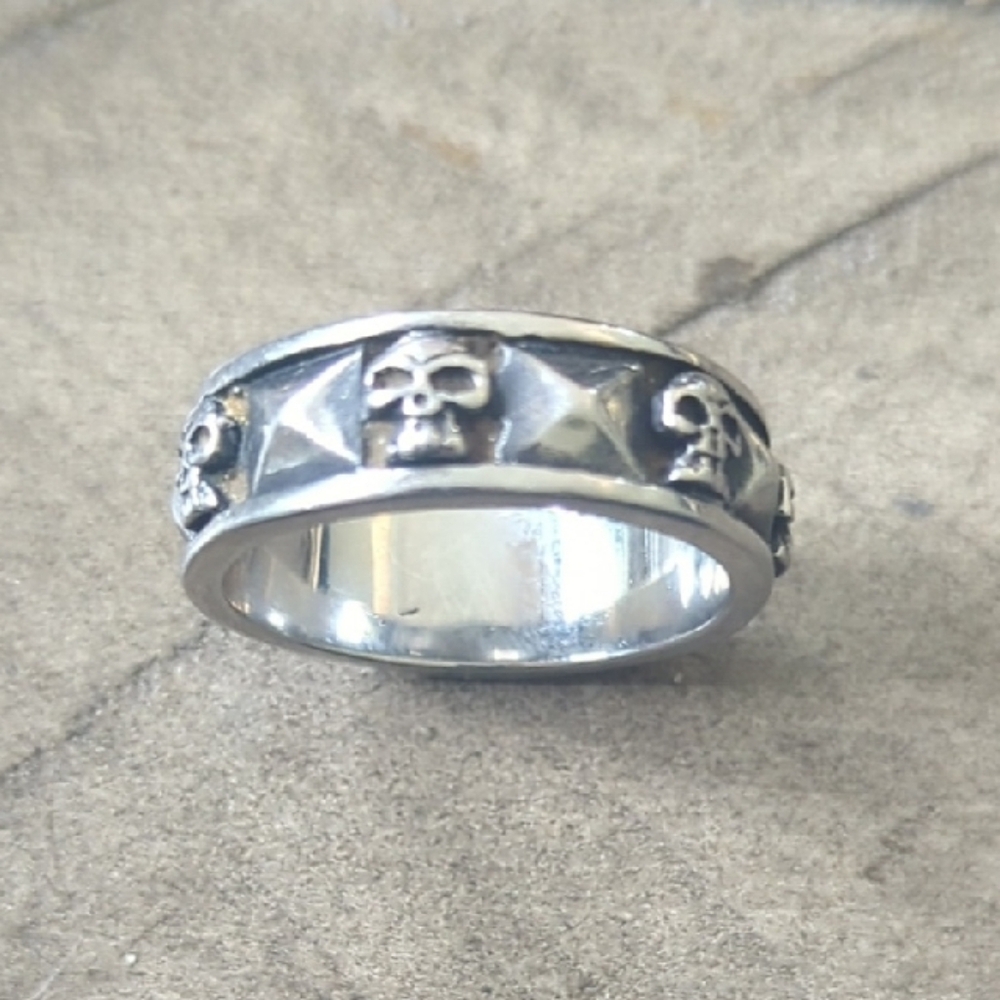 Silver Skull Ring - image 1